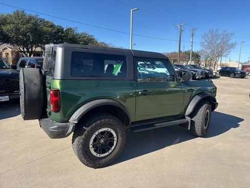 Used 2023 Ford Bronco Black Diamond w/ Sasquatch Package image 3