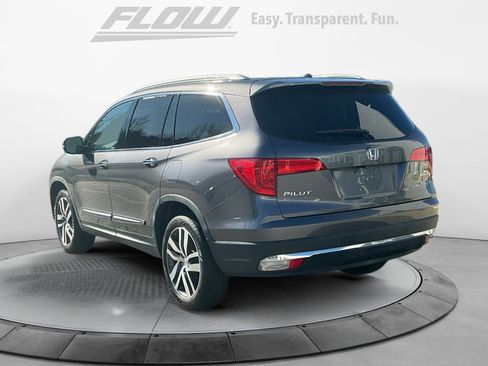 Used 2017 Honda Pilot Touring image 6