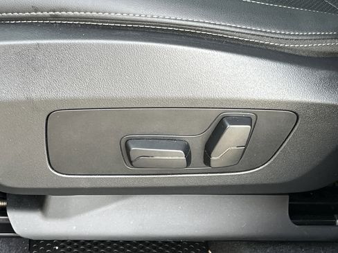 Certified 2025 BMW X1 xDrive28i w/ Convenience Package image 19