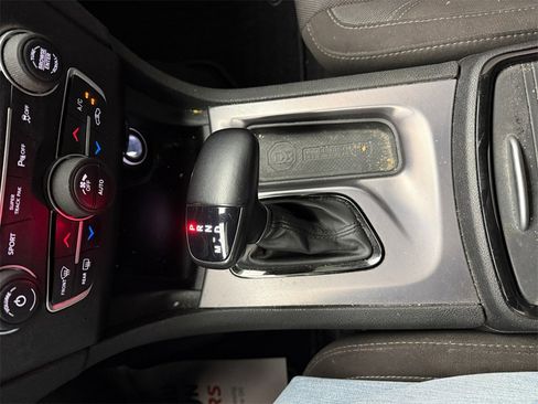 Used 2021 Dodge Charger SXT w/ Blacktop Package image 20