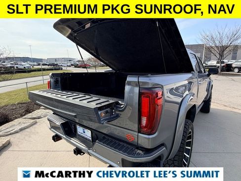 Used 2021 GMC Sierra 1500 SLT w/ SLT Premium Plus Package image 18