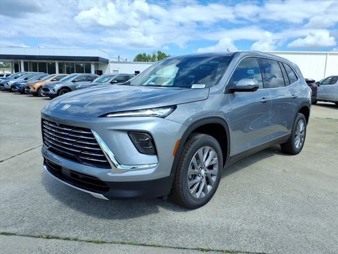 New 2026 Buick Enclave Preferred image 3