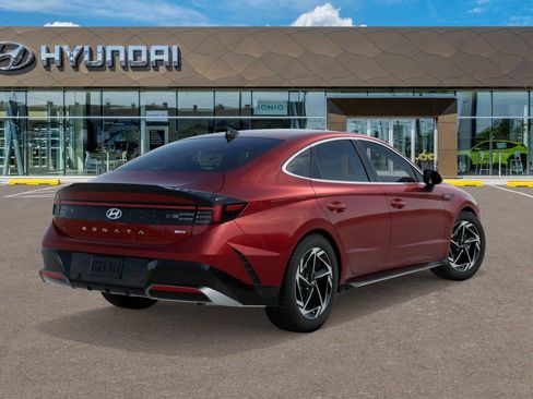 New 2026 Hyundai Sonata SEL AWD/4WD image 4
