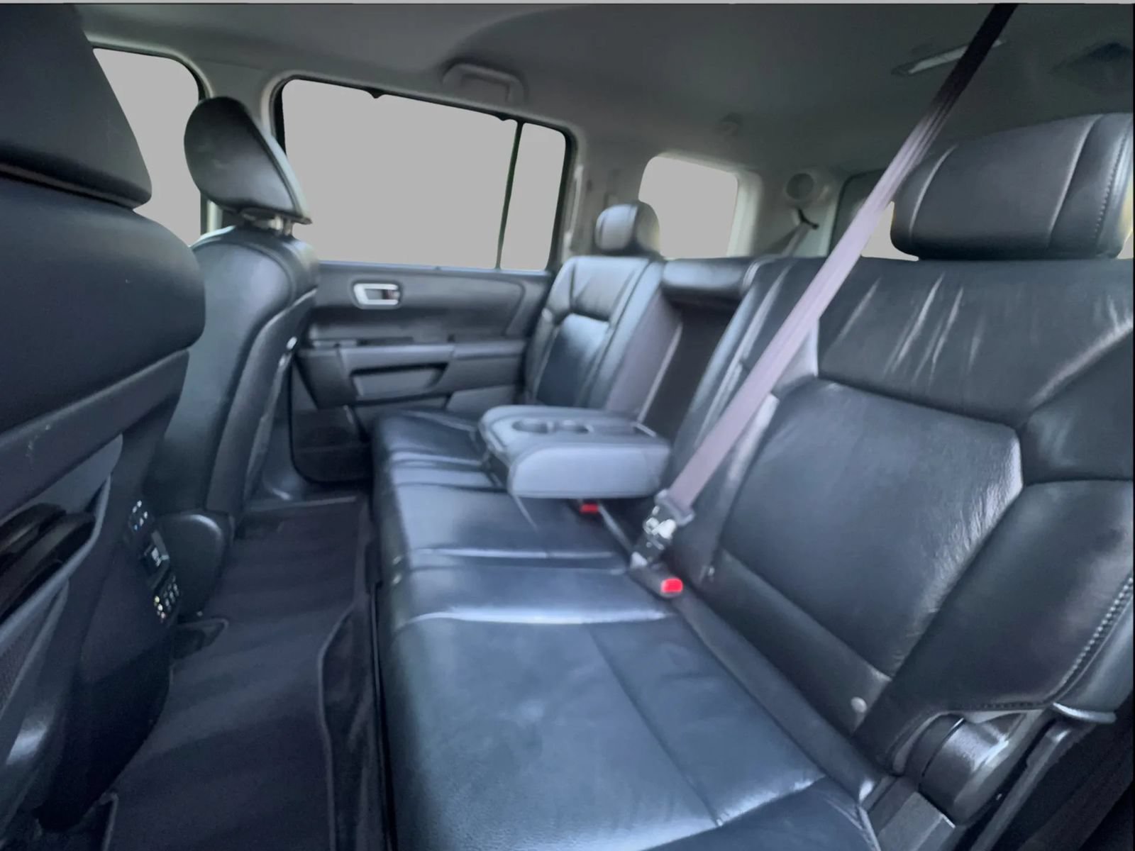 Used 2011 Honda Pilot Touring image 22