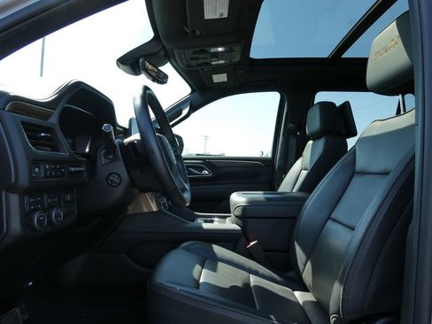 Certified 2024 Chevrolet Tahoe High Country w/ Advanced Technology Package AWD/4WD image 25