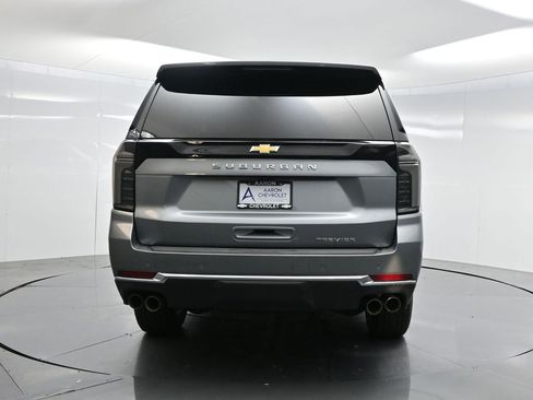 Used 2025 Chevrolet Suburban Premier image 53