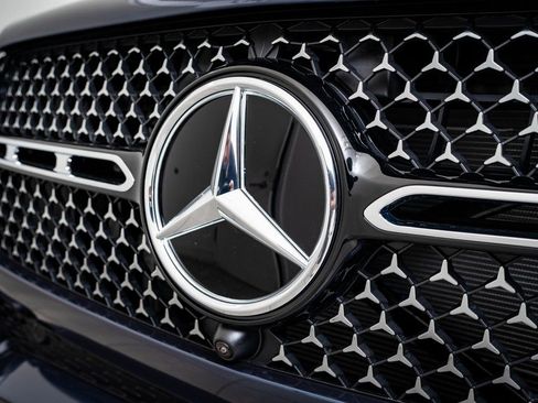 New 2026 Mercedes-Benz GLE 350 4MATIC image 3