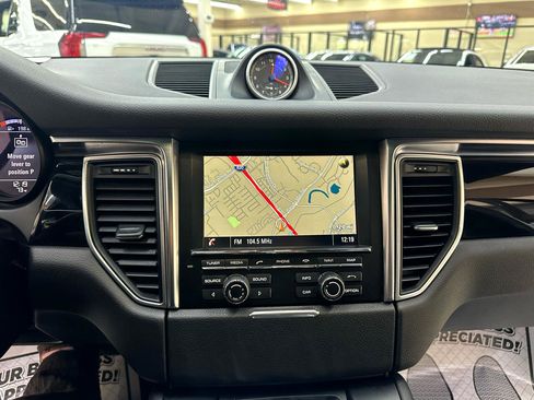 Used 2016 Porsche Macan S image 27