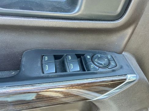 Used 2021 Chevrolet Silverado 2500 LT w/ Convenience Package image 20