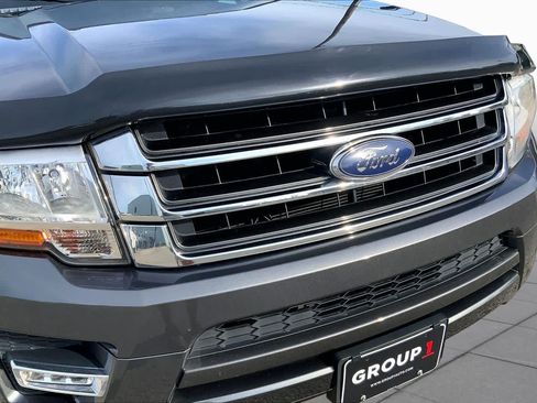 Used 2016 Ford Expedition XLT w/ Equipment Group 201A RWD image 29