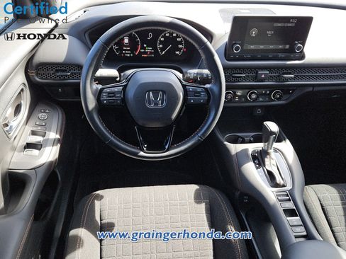 Certified 2025 Honda HR-V Sport image 12