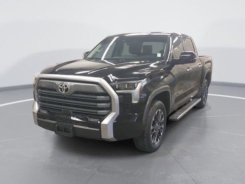 Used 2023 Toyota Tundra Limited AWD/4WD image 7