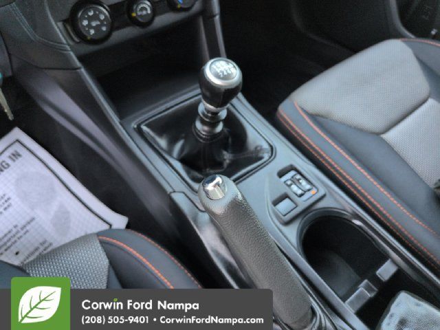 Used 2019 Subaru Crosstrek 2.0i Premium AWD/4WD image 18