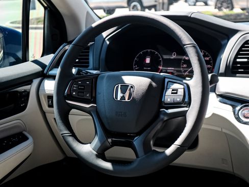New 2026 Honda Odyssey Elite image 17