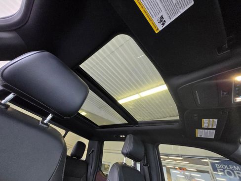 Used 2023 Ford F150 Lariat w/ Equipment Group 502A High image 26