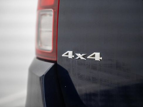 Used 2016 Jeep Compass Sport w/ Power Value Group AWD/4WD image 9
