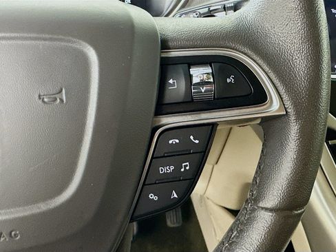 Used 2019 Lincoln Nautilus FWD image 19