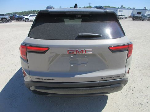 New 2026 GMC Terrain Elevation w/ Elevation Premium Package FWD image 5