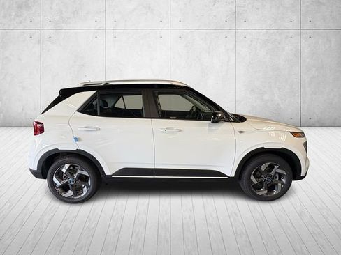 New 2026 Hyundai Venue SEL image 4