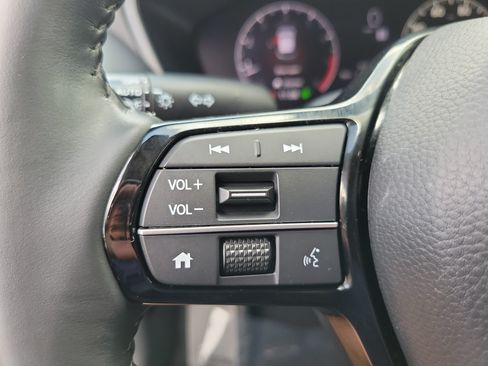 Used 2024 Honda HR-V EX-L image 25