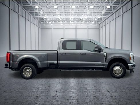 Used 2024 Ford F350 XLT AWD/4WD image 5