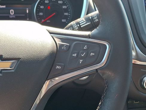 Used 2023 Chevrolet Equinox LT FWD image 21