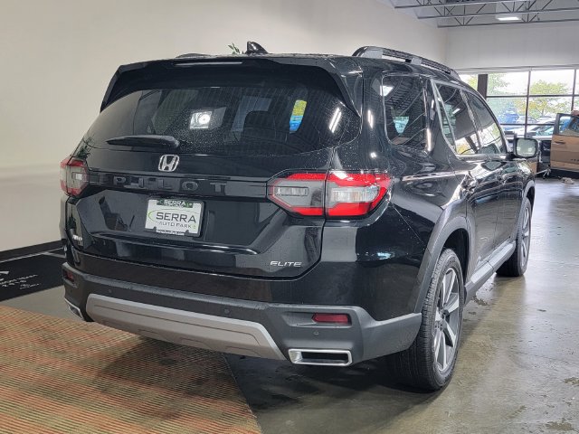 Certified 2024 Honda Pilot Elite image 5