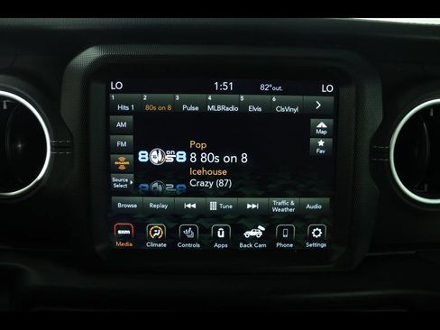 Used 2022 Jeep Wrangler Unlimited Sahara w/ Dual Top Group AWD/4WD image 25