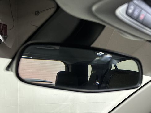 Used 2019 Chevrolet Equinox LT image 30