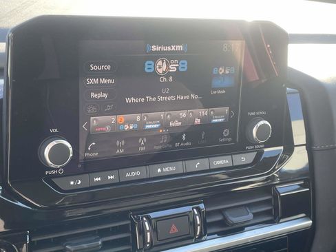 Used 2025 Nissan Pathfinder SV AWD/4WD image 8