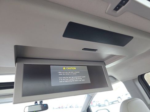 Used 2016 Toyota Sienna Limited Premium image 14