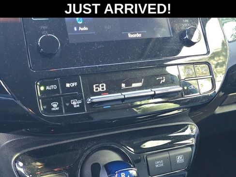 Used 2019 Toyota Prius LE FWD image 15