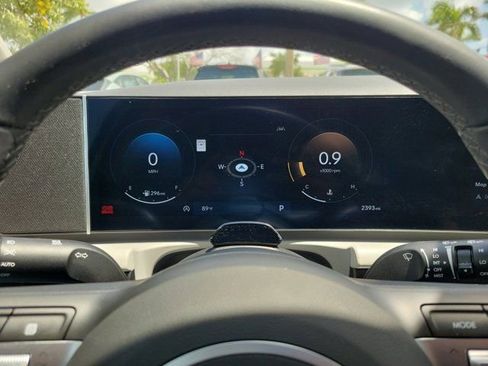Used 2025 Hyundai Tucson SEL FWD image 23