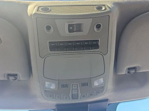 Certified 2022 Ford F450 Limited w/ FX4 Off-Road Package image 38