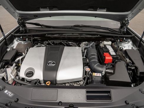 Used 2025 Lexus ES 350 Ultra Luxury image 14