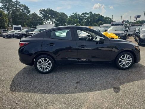 Used 2016 Scion iA FWD image 6