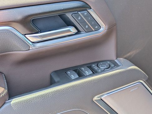 Used 2025 GMC Sierra 2500 Denali w/ Technology Package image 13