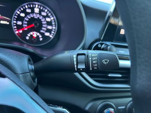 Used 2024 Kia Forte LXS w/ LXS Technology Package image 19