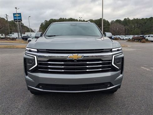 New 2026 Chevrolet Suburban LT w/ Comfort Package image 6