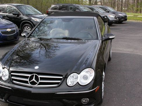 Used 2008 Mercedes-Benz CLK 550 Cabriolet image 36