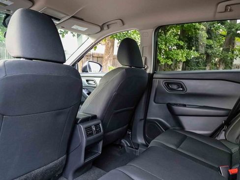 Certified 2025 Nissan Rogue S image 21