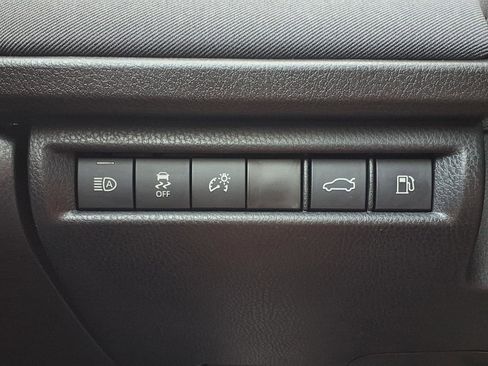 Used 2026 Toyota Camry LE w/ Convenience Package image 21