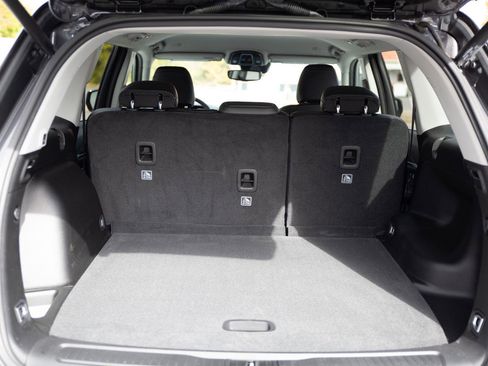 Used 2023 Jeep Grand Cherokee Limited image 26