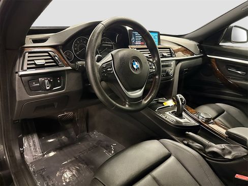 Used 2016 BMW 328i Gran Turismo xDrive image 9