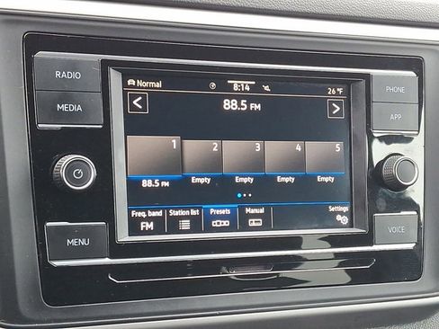 Used 2022 Volkswagen Atlas Cross Sport SE image 17