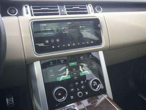 Used 2021 Land Rover Range Rover Westminster Edition image 15