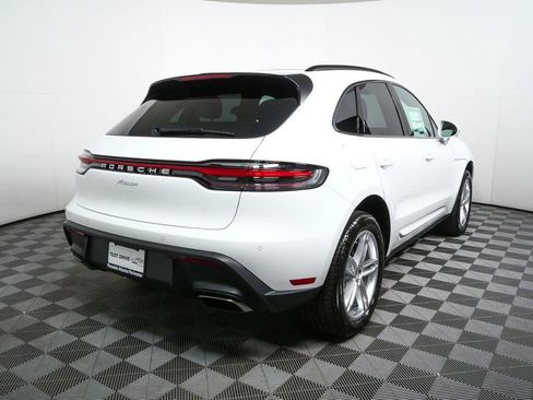 Used 2026 Porsche Macan AWD/4WD image 29
