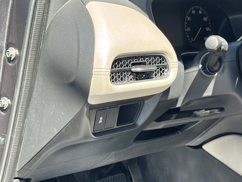 Certified 2026 Honda HR-V EX-L image 13