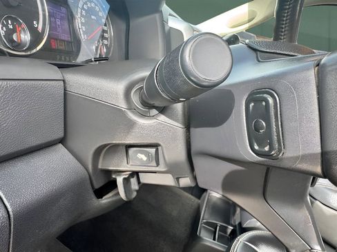 Used 2012 RAM 2500 Laramie w/ Protection Group image 18