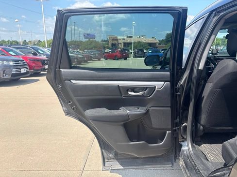 Used 2020 Honda CR-V LX image 32